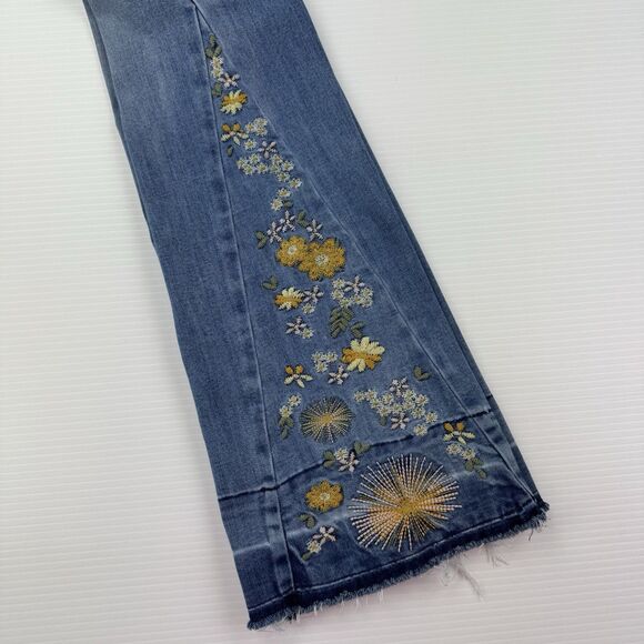 Ashley Mason Premium Jeans Sz 5/27 Flare Daisy Embroidered Raw Hem Y2K Boho - Picture 7 of 13